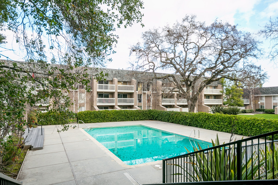 675 Sharon Park Drive,222 Sybarite Realty