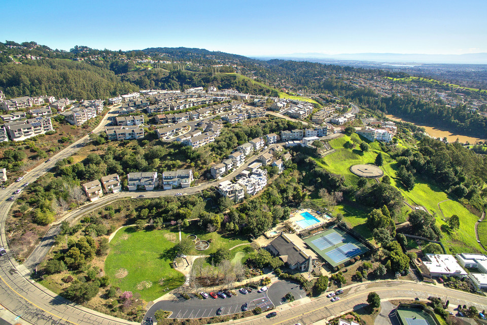 Hiller Highlands Debbi DiMaggio and Adam Betta l Luxury Residential