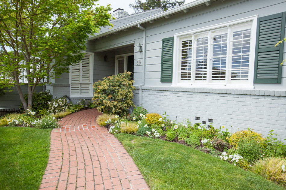 55 Sharon Avenue Debbi DiMaggio and Adam Betta l Luxury Residential