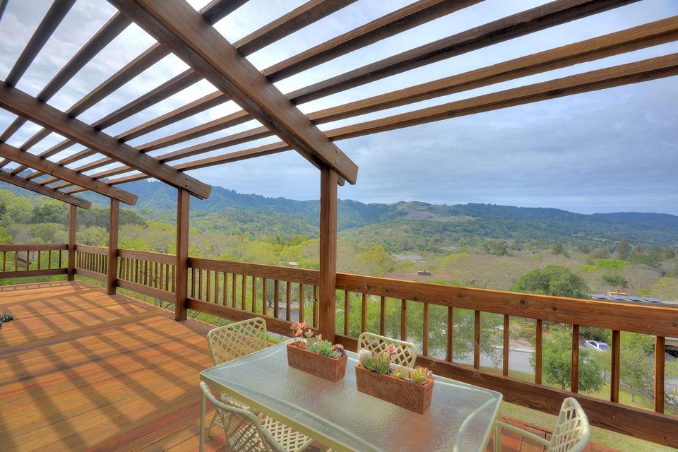 15 Coyote Hill, Portola Valley Kavanaugh Real Estate Group