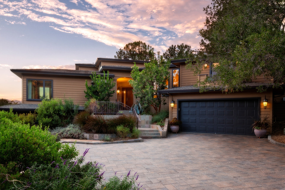 2 Sierra Lane, Portola Valley Kavanaugh Real Estate Group