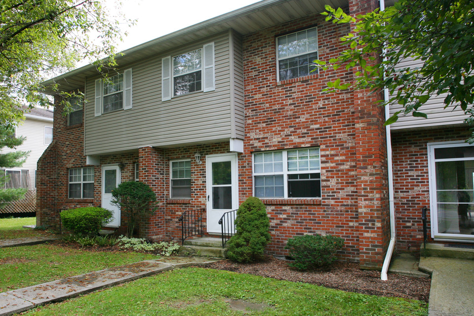 306 Briarwood Court Church Street Realty Services